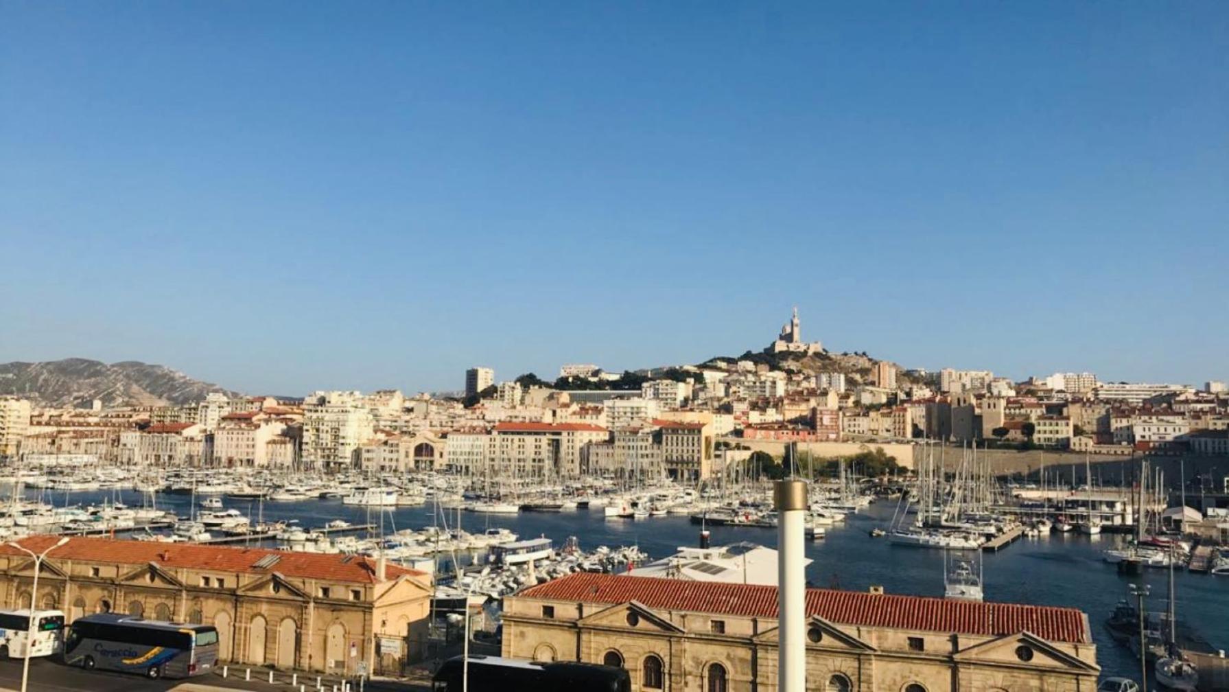 Face Au Vieux-port Appartement Marseilles